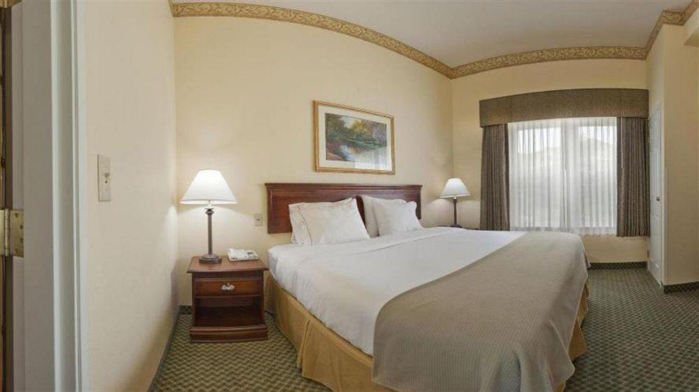 Holiday Inn Express Hotel & Suites St. Louis West-O'Fallon By Ihg Værelse billede